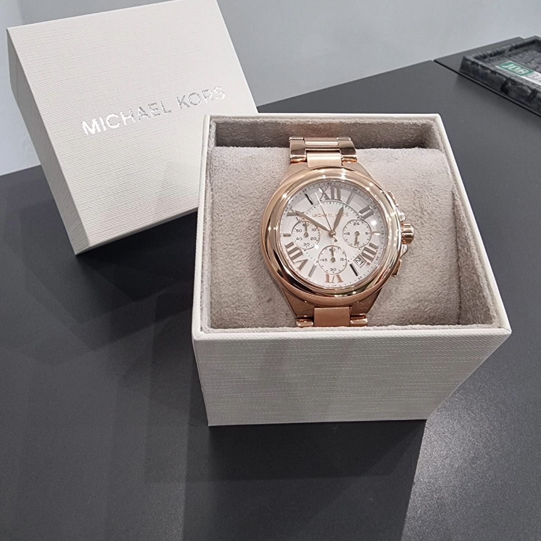 BRAND NEW IN BOX LADIES MICHAEL KORS WATCH 1XA